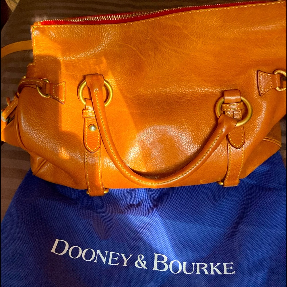 Dooney & Bourke Large Tan Bag